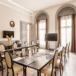 Apart Otel Appart'city Collection Arenes 4*
