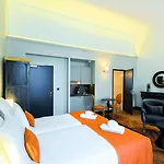 Appart'city Collection Arenes Apart Otel