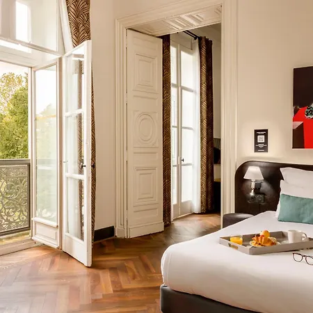 Appart'city Collection Arenes Aparthotel 4*