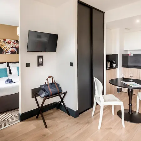 Apartmanhotel Appart'city Collection Arenes Nîmes