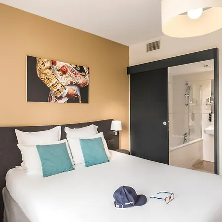 Aparthotel Appart'city Collection Arenes