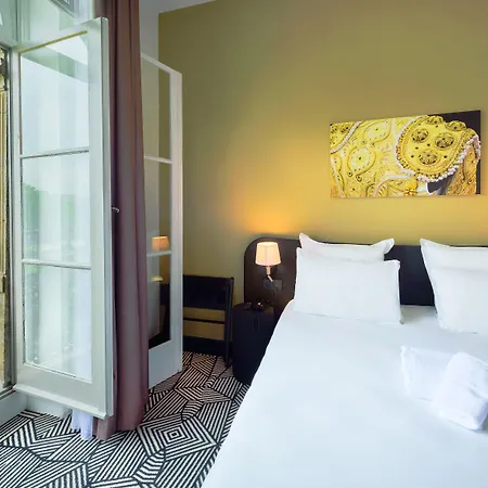 Apartmanhotel Appart'city Collection Arenes Nîmes