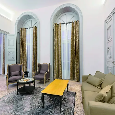 Appart'city Collection Arenes 4* Nîmes
