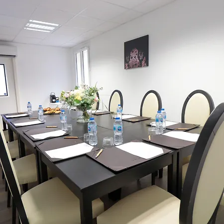Appart'city Collection Arenes 4*
