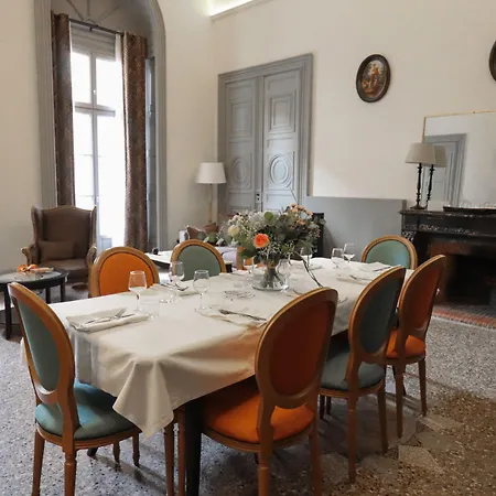 Apartmanhotel Appart'city Collection Arenes Nîmes