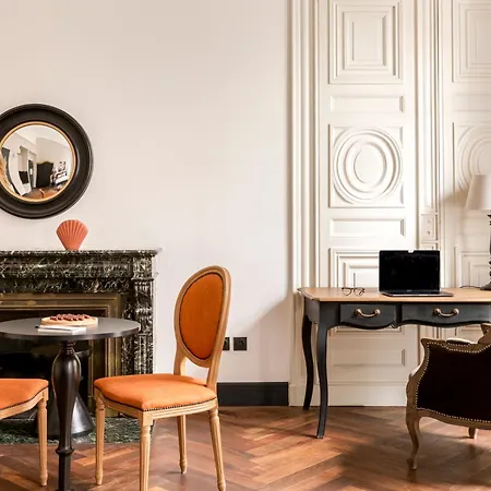 Appart'city Collection Arenes 4*