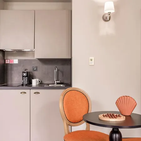 Apartmanhotel Appart'city Collection Arenes 4*