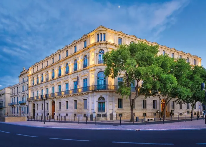 Appart'city Collection Arenes Aparthotel 4*