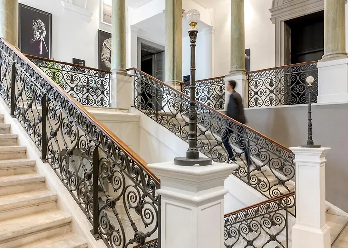 Aparthotel Appart'city Collection Arenes