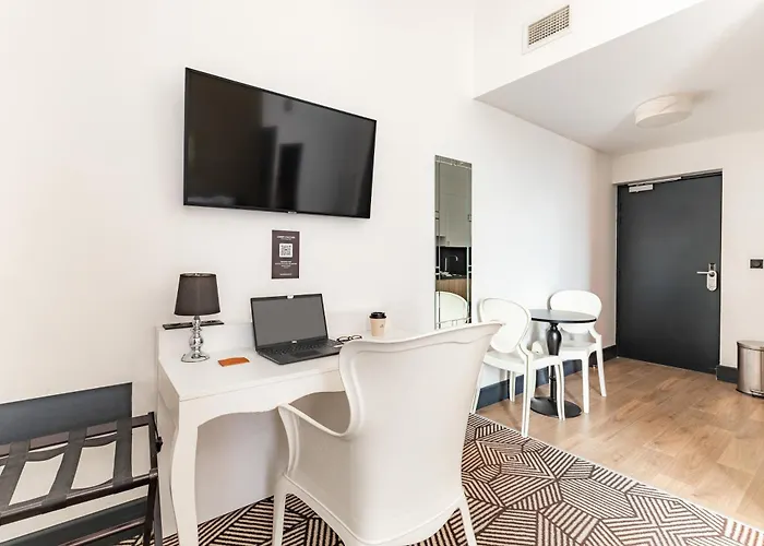 Aparthotel Appart'city Collection Arenes Nîmes