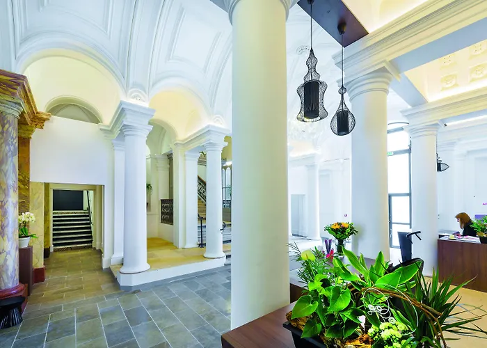 Appart'city Collection Arenes