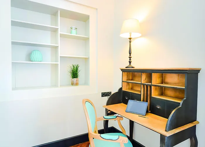 Appart'city Collection Arenes 4* Nîmes