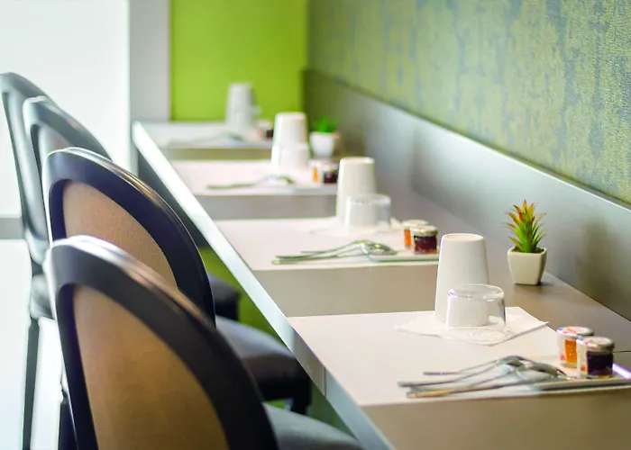 Aparthotel Appart'city Collection Arenes