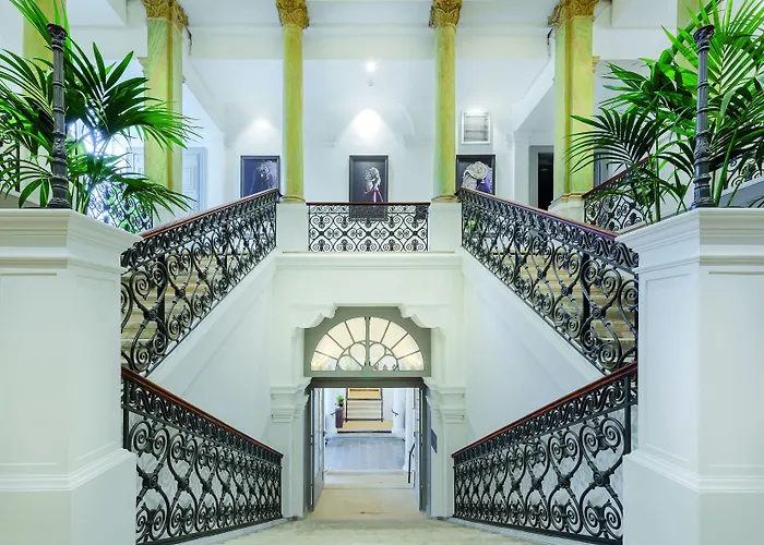 Appart'city Collection Arenes 4* Nîmes