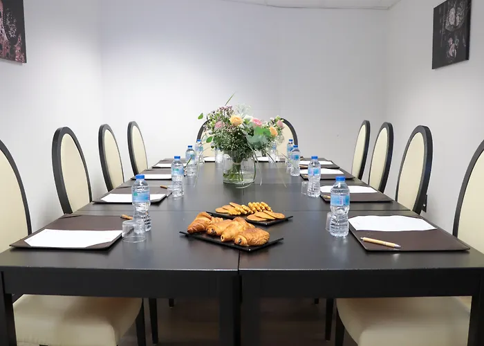 Appart'city Collection Arenes 4* Nîmes