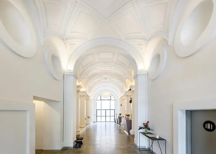 Appart'city Collection Arenes