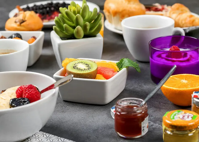 Appart'city Collection Arenes Aparthotel